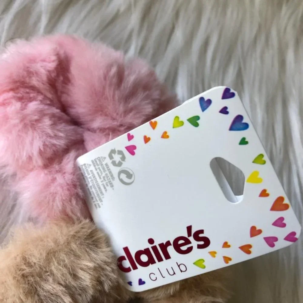 Claire’s Reindeer & Pink Plush Scrunchie Set